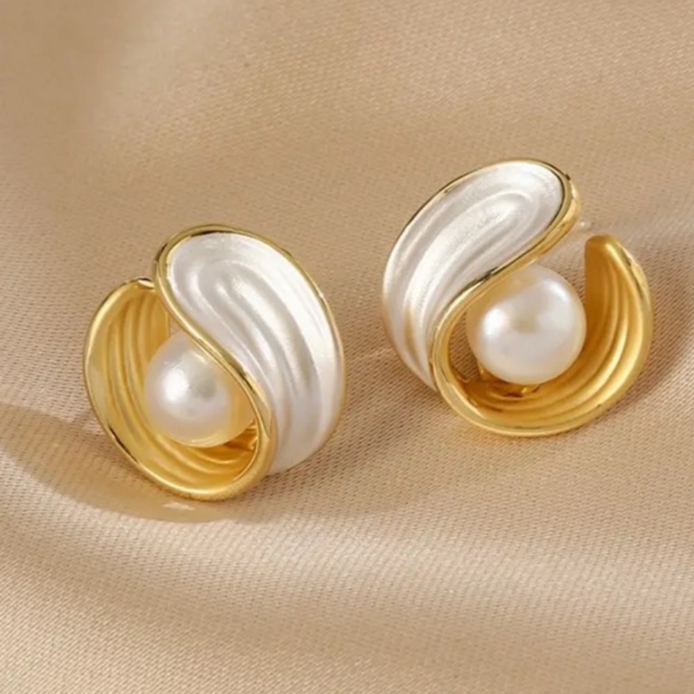 Luxurious High-End Retro French Pearl Stud Earrings - 925 Silver Simulat…